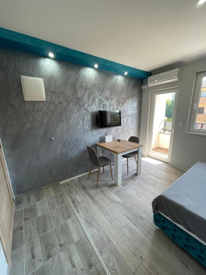 Apartmani Borova 2 Veliko Gradiste Ngoại thất bức ảnh