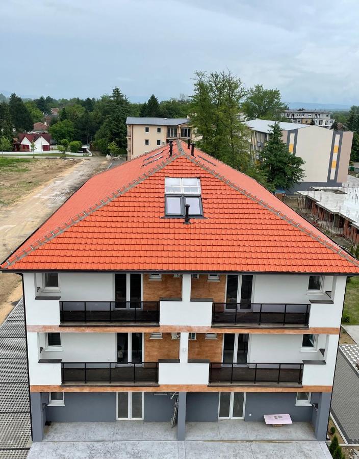 Apartmani Borova 2 Veliko Gradiste Ngoại thất bức ảnh