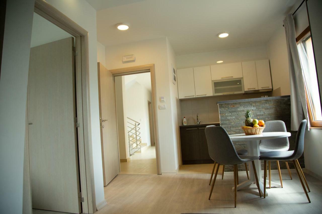 Apartmani Borova 2 Veliko Gradiste Ngoại thất bức ảnh