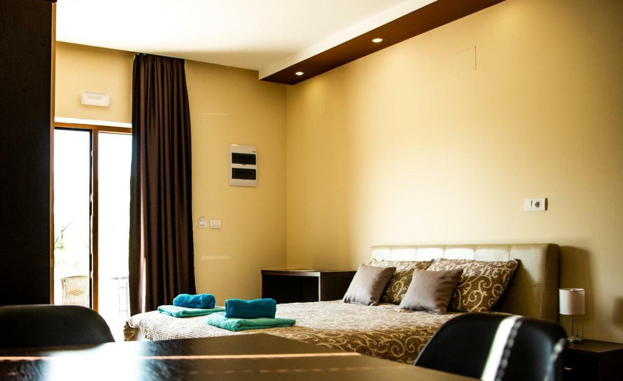 Apartmani Borova 2 Veliko Gradiste Ngoại thất bức ảnh